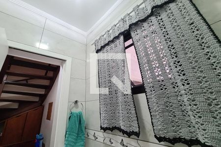 Casa à venda com 110m², 2 quartos e 2 vagasLavabo