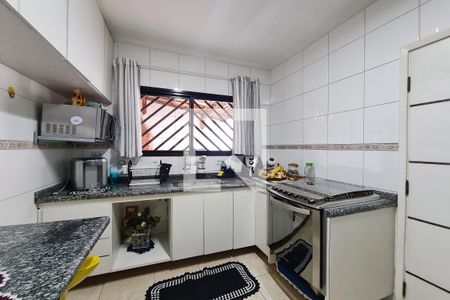Casa à venda com 110m², 2 quartos e 2 vagasCozinha