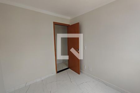 Quarto 1 de apartamento à venda com 2 quartos, 44m² em Residencial Villa Garden, Campinas