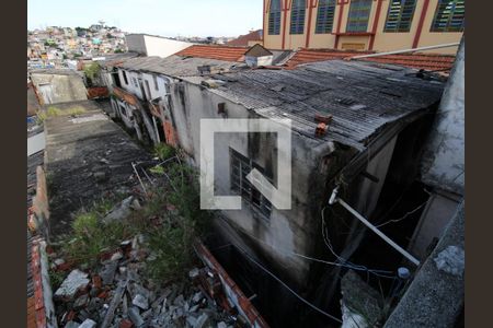 Casa para alugar com 450m², 3 quartos e 2 vagasArea sem construir
