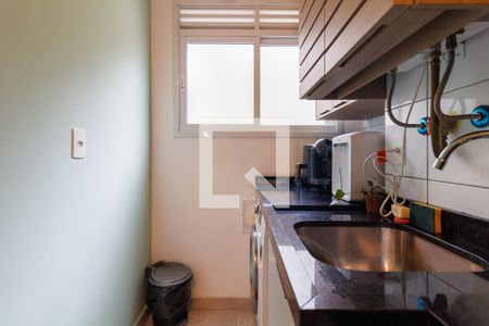 Apartamento para alugar com 70m², 2 quartos e 1 vagaÁrea de Serviço