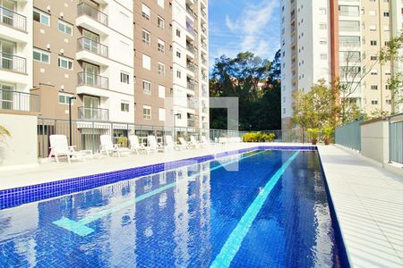 Apartamento para alugar com 70m², 2 quartos e 1 vagaÁrea comum - Piscina