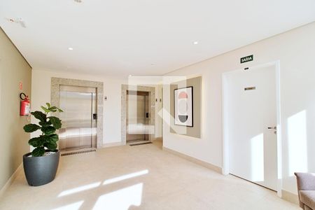 Apartamento para alugar com 70m², 2 quartos e 1 vagaHall social