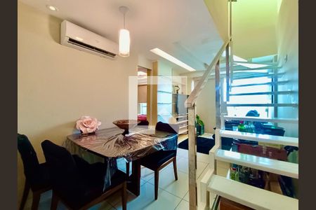 Apartamento para alugar com 95m², 1 quarto e 1 vagaSala