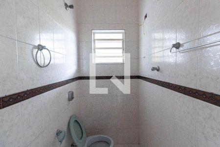 Casa à venda com 240m², 4 quartos e 4 vagas Casa à venda com 240m², 4 quartos e 4 vagasBanheiro 4