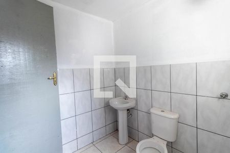 Casa à venda com 240m², 4 quartos e 4 vagas Casa à venda com 240m², 4 quartos e 4 vagasBanheiro 5