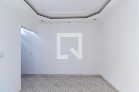 Casa à venda com 240m², 4 quartos e 4 vagas Casa à venda com 240m², 4 quartos e 4 vagasSala 2