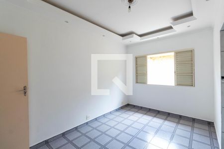 Casa à venda com 240m², 4 quartos e 4 vagas Casa à venda com 240m², 4 quartos e 4 vagasQuarto Suíte 2