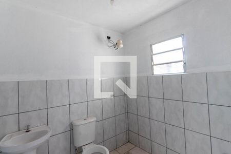 Casa à venda com 240m², 4 quartos e 4 vagas Casa à venda com 240m², 4 quartos e 4 vagasBanheiro 5