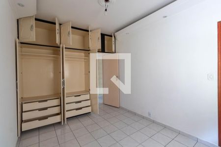 Casa à venda com 240m², 4 quartos e 4 vagas Casa à venda com 240m², 4 quartos e 4 vagasQuarto Suíte 1