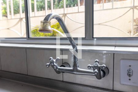 Casa à venda com 240m², 4 quartos e 4 vagas Casa à venda com 240m², 4 quartos e 4 vagasBanheiro - torneira