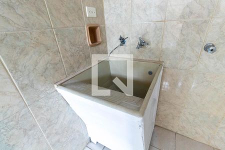 Casa à venda com 240m², 4 quartos e 4 vagas Casa à venda com 240m², 4 quartos e 4 vagasLavanderia 1