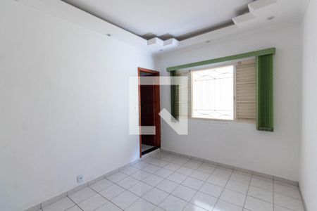 Casa à venda com 240m², 4 quartos e 4 vagas Casa à venda com 240m², 4 quartos e 4 vagasQuarto Suíte 1