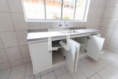 Casa à venda com 240m², 4 quartos e 4 vagas Casa à venda com 240m², 4 quartos e 4 vagasCozinha 1