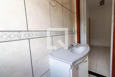 Casa à venda com 240m², 4 quartos e 4 vagas Casa à venda com 240m², 4 quartos e 4 vagasLavabo 2