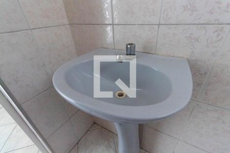 Casa à venda com 240m², 4 quartos e 4 vagas Casa à venda com 240m², 4 quartos e 4 vagasBanheiro 4