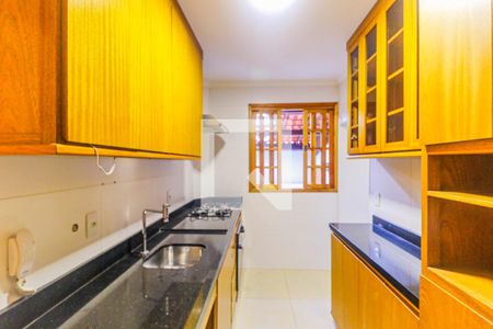 Apartamento para alugar com 125m², 2 quartos e 2 vagas Apartamento para alugar com 125m², 2 quartos e 2 vagasCozinha