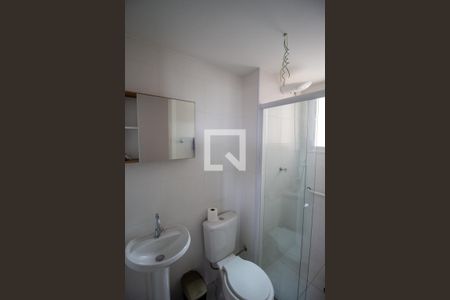Banheiro de apartamento para alugar com 2 quartos, 41m² em Itaquera, São Paulo
