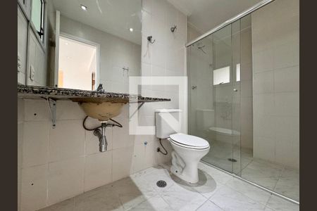 Apartamento à venda com 83m², 2 quartos e 2 vagas Apartamento à venda com 83m², 2 quartos e 2 vagasBanheiro