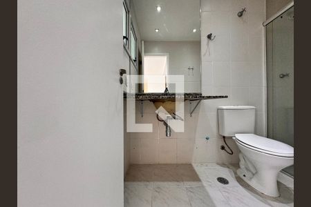 Apartamento à venda com 83m², 2 quartos e 2 vagas Apartamento à venda com 83m², 2 quartos e 2 vagasBanheiro
