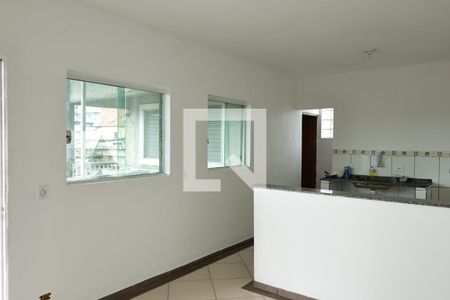 cozinha de casa para alugar com 2 quartos, 80m² em Parque São Luís, São Paulo