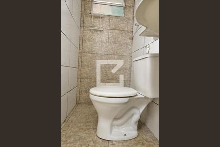 Casa para alugar com 100m², 2 quartos e sem vagabanheiro