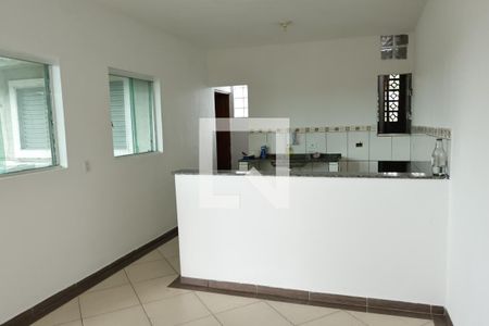 cozinha de casa para alugar com 2 quartos, 80m² em Parque São Luís, São Paulo