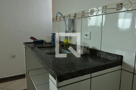 Casa para alugar com 100m², 2 quartos e sem vagacozinha