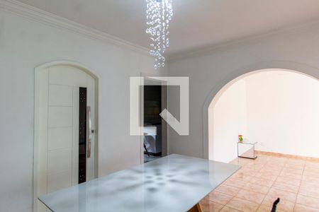 Casa à venda com 180m², 3 quartos e 2 vagasSala de Jantar 