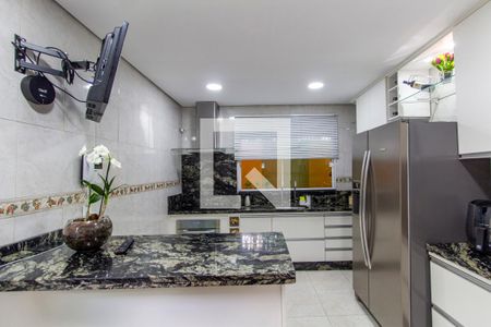 Casa à venda com 180m², 3 quartos e 2 vagasCozinha 