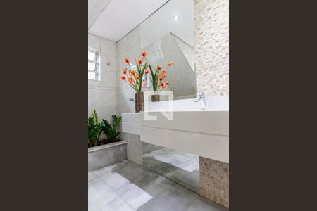 Casa à venda com 180m², 3 quartos e 2 vagasLavabo