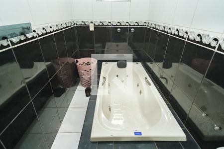 Suíte 1 de casa à venda com 3 quartos, 350m² em Penha de França, São Paulo