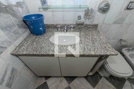 Casa à venda com 169m², 3 quartos e 1 vaga Casa à venda com 169m², 3 quartos e 1 vagaBanheiro da Suíte 1