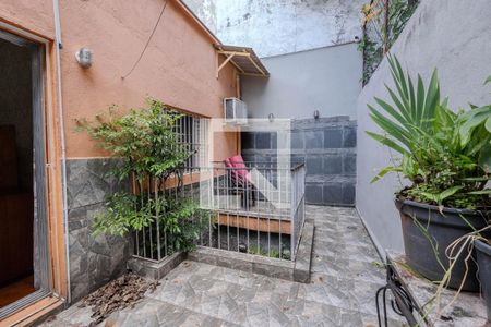 Casa à venda com 169m², 3 quartos e 1 vaga Casa à venda com 169m², 3 quartos e 1 vagaSacada