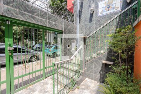 Casa à venda com 169m², 3 quartos e 1 vaga Casa à venda com 169m², 3 quartos e 1 vagaQuintal