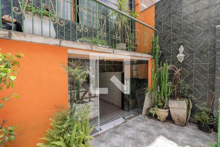 Casa à venda com 169m², 3 quartos e 1 vaga Casa à venda com 169m², 3 quartos e 1 vagaQuintal