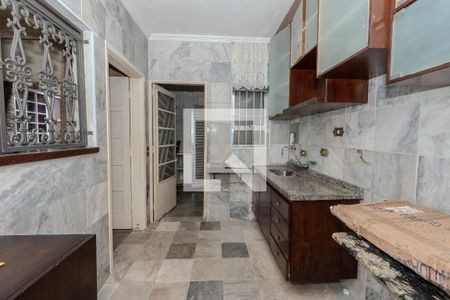 Casa à venda com 169m², 3 quartos e 1 vaga Casa à venda com 169m², 3 quartos e 1 vagaCozinha