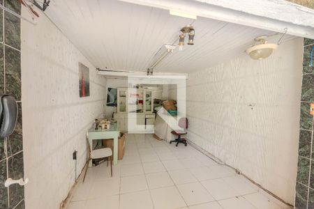 Casa à venda com 169m², 3 quartos e 1 vaga Casa à venda com 169m², 3 quartos e 1 vagaGaragem