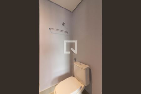 banheiro de apartamento para alugar com 1 quarto, 29m² em Pinheiros, São Paulo