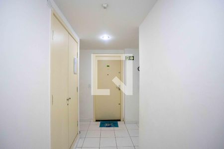 Apartamento para alugar com 46m², 2 quartos e 1 vagaHall de entrada