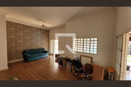 Sala de casa para alugar com 3 quartos, 330m² em Jardim Myrian Moreira da Costa, Campinas