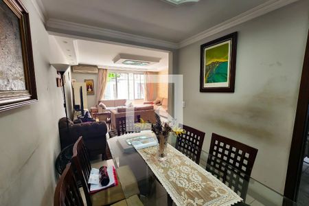 Casa à venda com 208m², 3 quartos e 4 vagasSala de Jantar