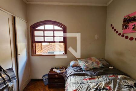 Casa à venda com 208m², 3 quartos e 4 vagasQuarto 1