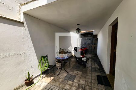 Casa à venda com 208m², 3 quartos e 4 vagasGaragem
