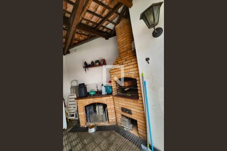 Casa à venda com 208m², 3 quartos e 4 vagasQuintal