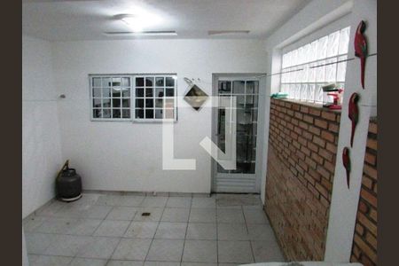 Casa à venda com 126m², 3 quartos e 1 vaga