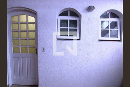 Casa à venda com 126m², 3 quartos e 1 vaga