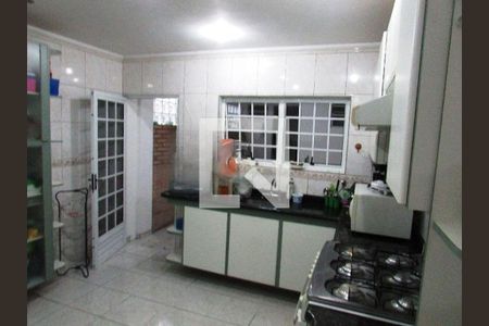 Casa à venda com 126m², 3 quartos e 1 vaga