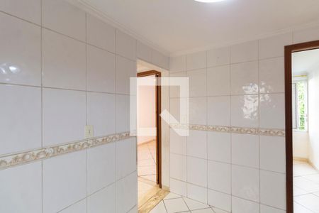 Cozinha de apartamento à venda com 2 quartos, 46m² em Conjunto Residencial José Bonifácio, São Paulo
