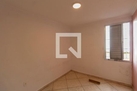 Quarto 1 de apartamento para alugar com 2 quartos, 46m² em Conjunto Residencial José Bonifácio, São Paulo